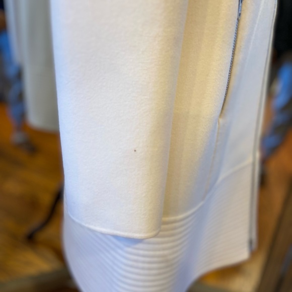 - Authentic Celine coat size large cream - Picture 10 of 13